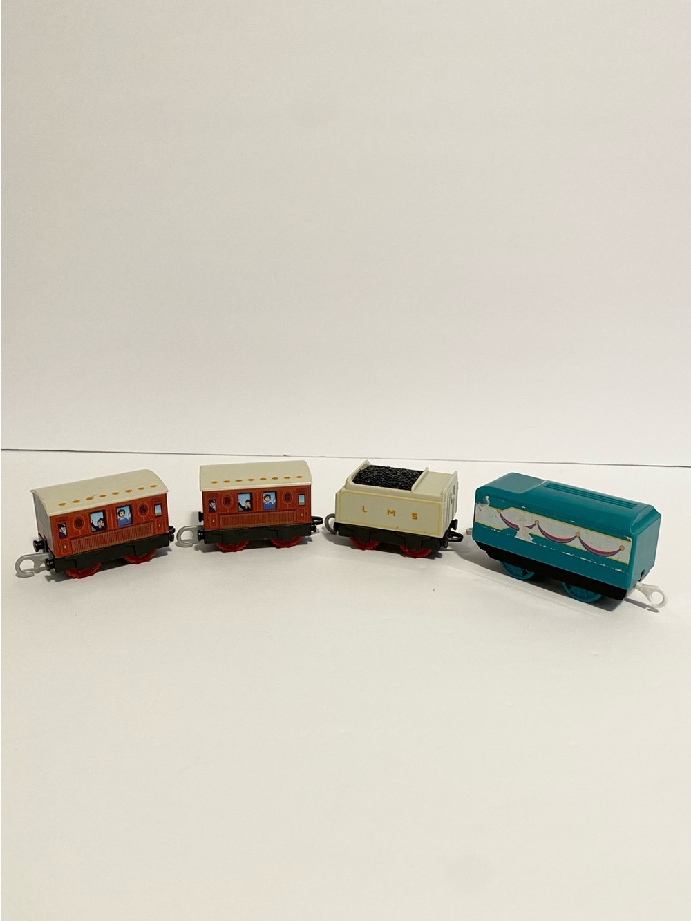 Thomas the Train Trackmaster Train Tender Toy Lot Bubdle